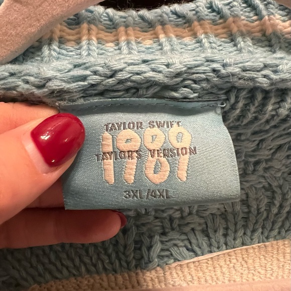 Taylor Swift 1989 Cardigan (authentic) 3x/4x - Picture 3 of 3